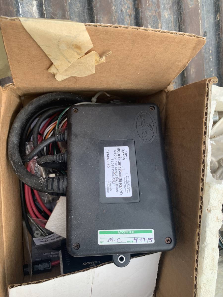Lenco Trim Tabs Control Box 30112-001 Rev D w/ Wiring & Parts